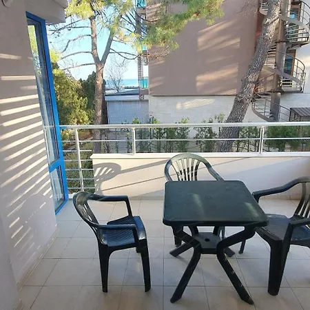 Апартаменти Dino Private Apartmets Excelsior