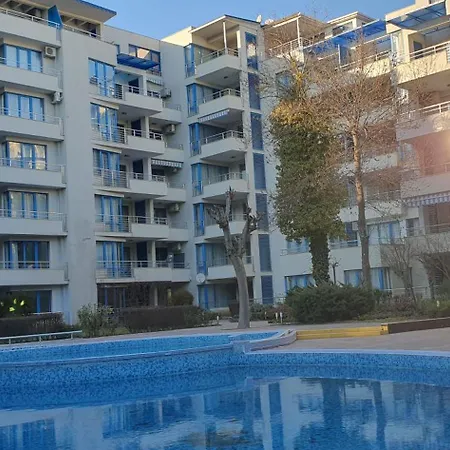 公寓 Dino Private Apartmets Excelsior 阳光海滩